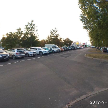 2020 Zwyciestwa 18 - Mieszkanie / Kawalerka / Studio Poznań Eksteriør billede