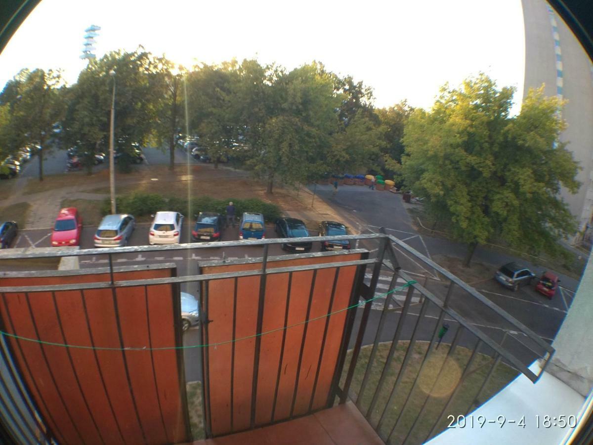 2020 Zwyciestwa 18 - Mieszkanie / Kawalerka / Studio Poznań Eksteriør billede