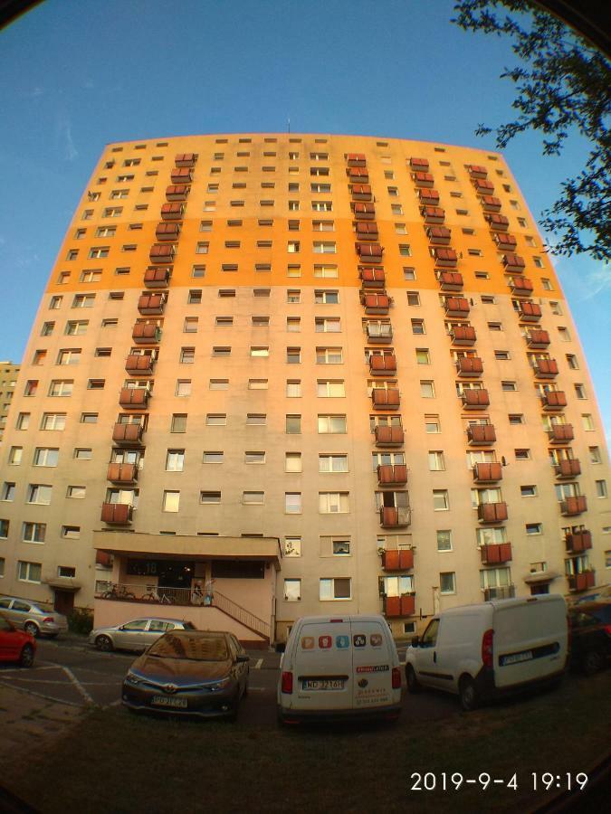 2020 Zwyciestwa 18 - Mieszkanie / Kawalerka / Studio Poznań Eksteriør billede