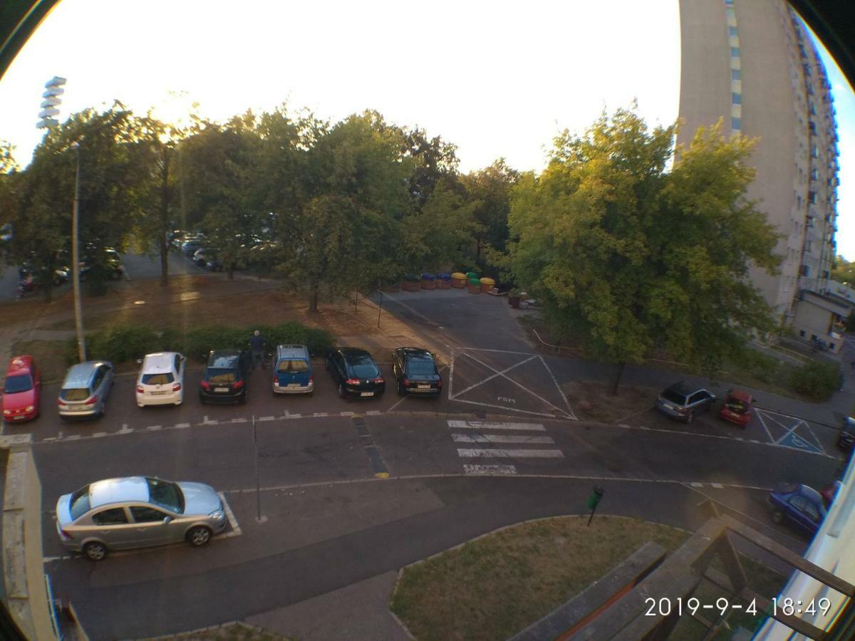 2020 Zwyciestwa 18 - Mieszkanie / Kawalerka / Studio Poznań Eksteriør billede
